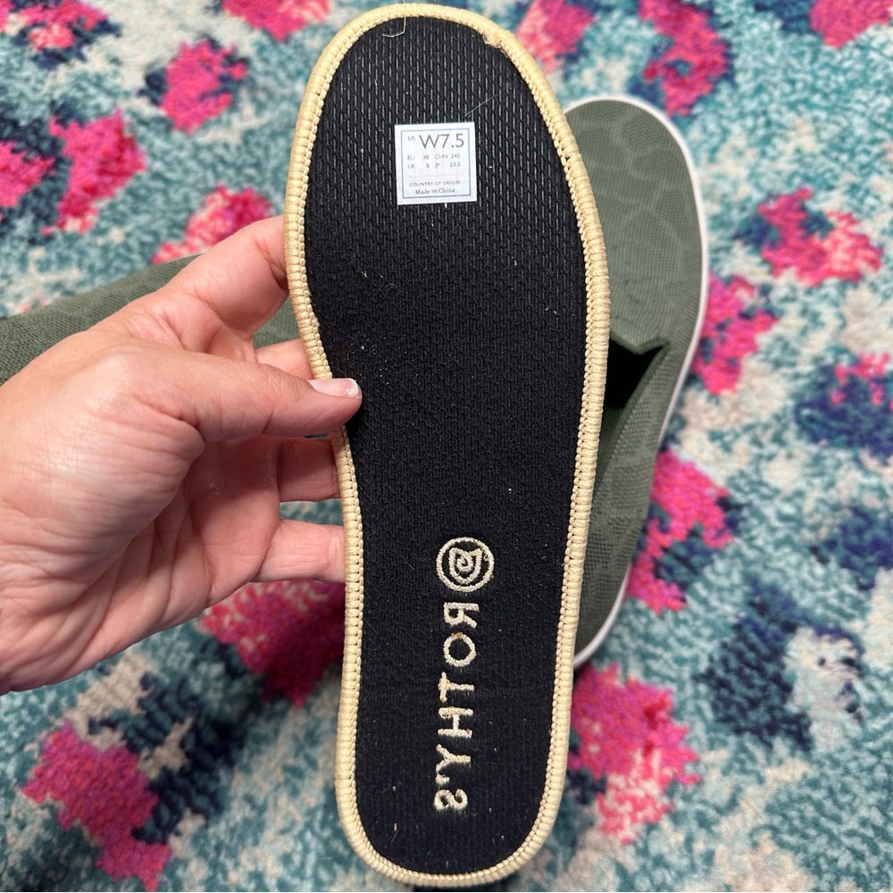 Rothy’s The Slip On Sneaker in Green Safari Retired Print - Picture 8 of 10